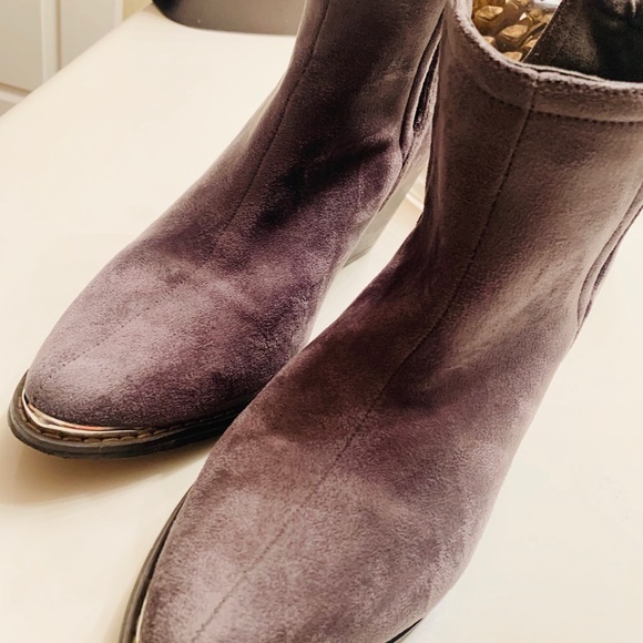 Grey Bootie - Picture 4 of 9